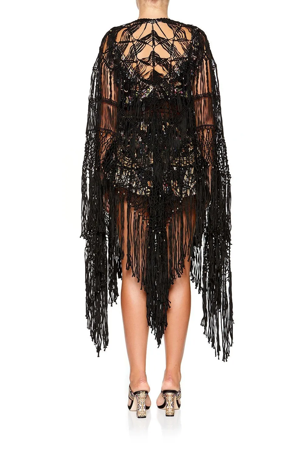 MACRAME THROW OVER PONCHO FRIEND IN FLORA