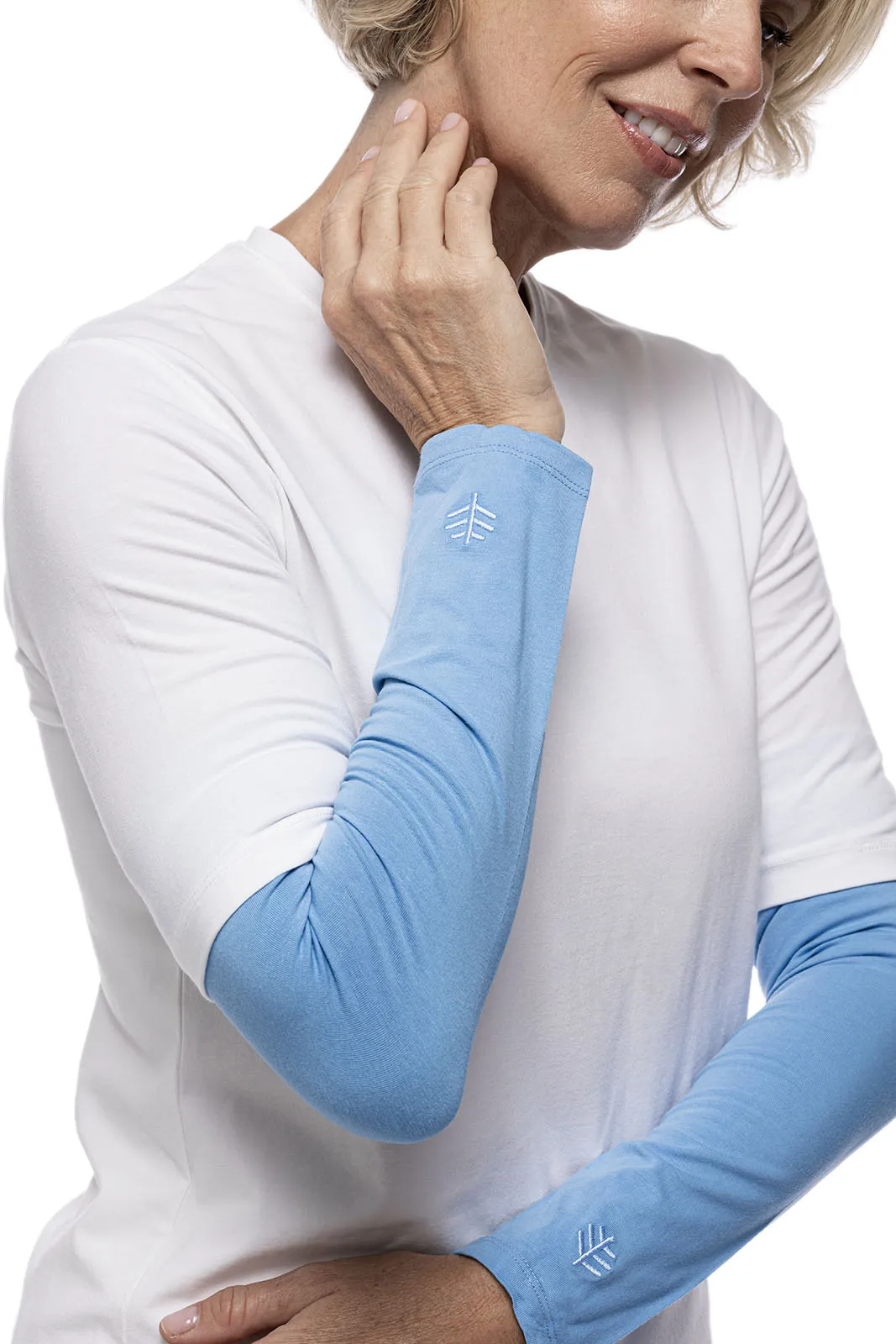 Women's Navagio Sun Sleeves  |  Clear Sky Blue